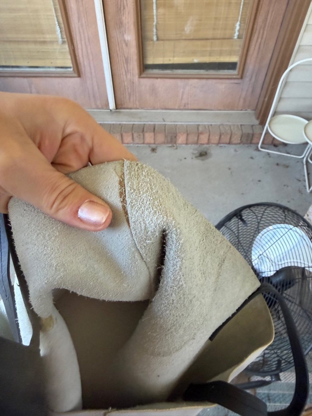 Celine Cabas horizontal leather tote. - Picture 9 of 16